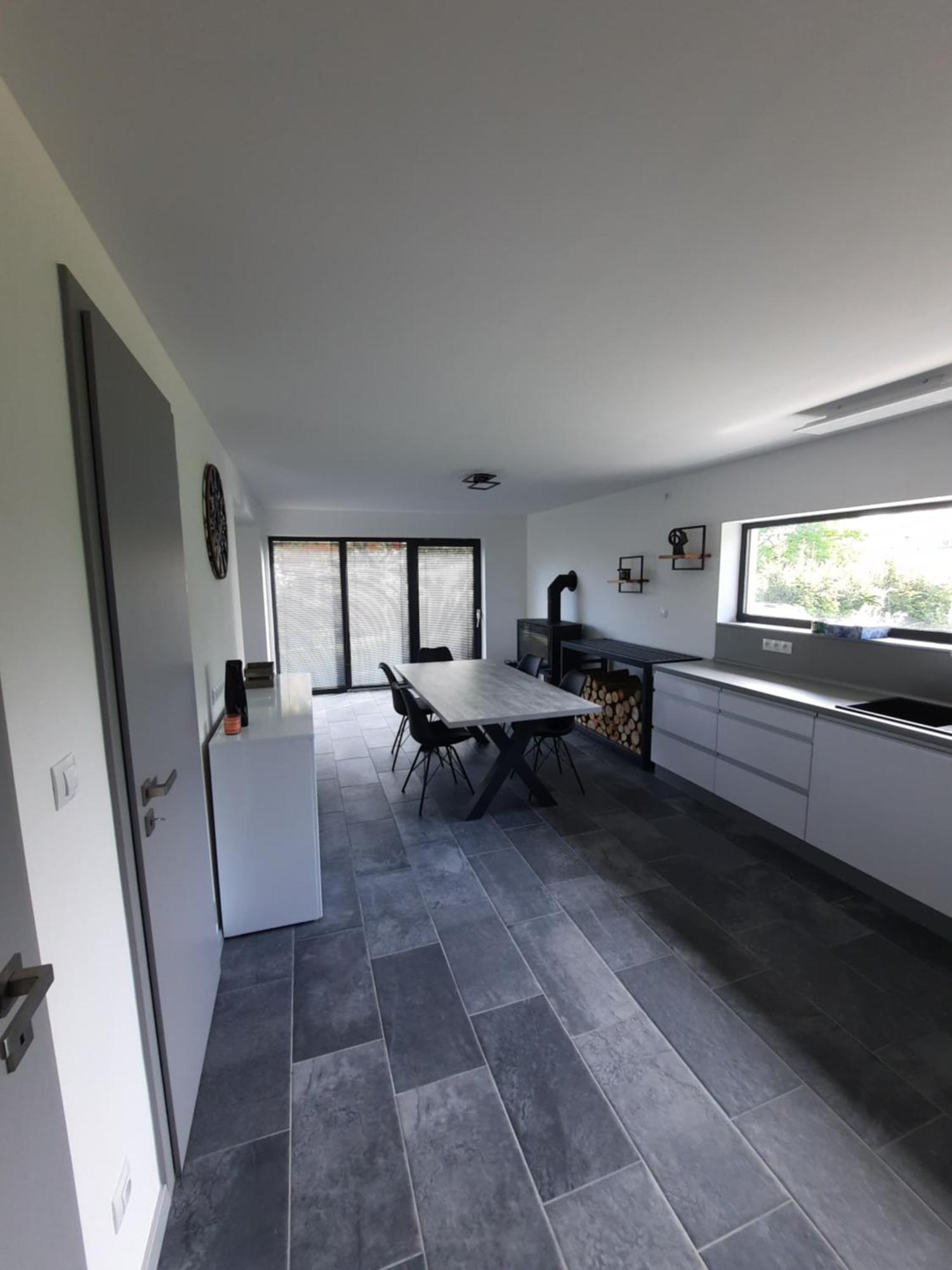 Bungalov Na Brehu Labe S Vlastnim Molem Pardubice Exteriör bild